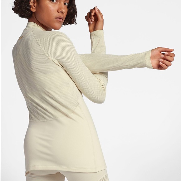 NWT Nike Pro Warm Sparkle Long Sleeve Top - Picture 4 of 8